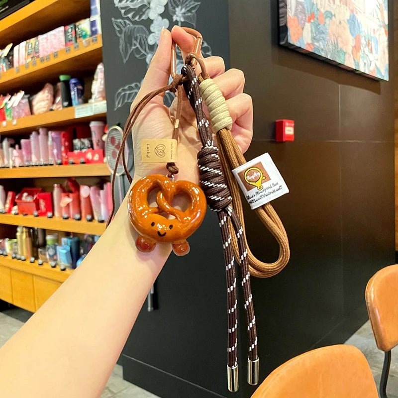 Llavero de cuerda tejida con lazo creativo